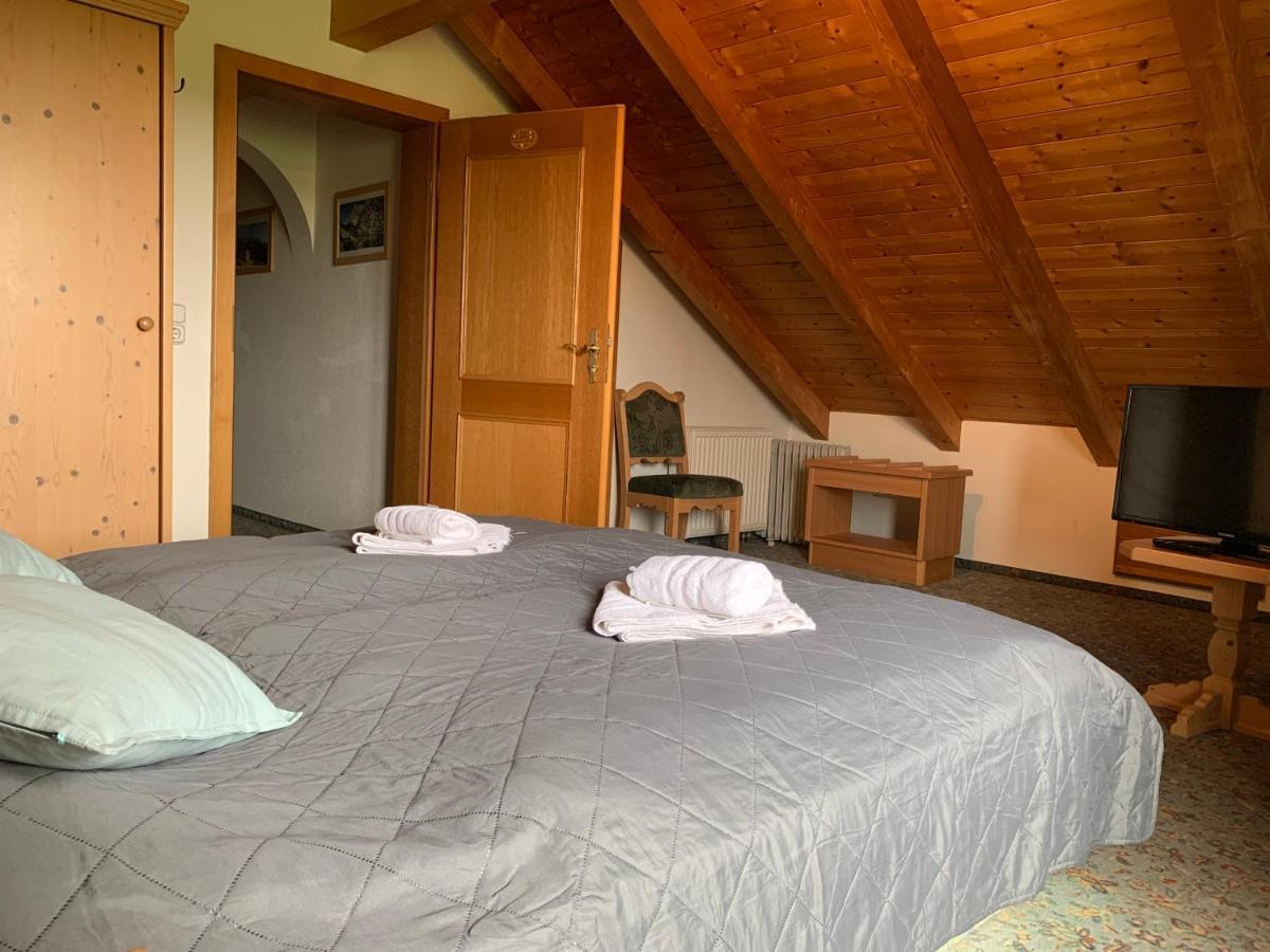 Gasthof Sonnenheim Saaldorf Extérieur photo